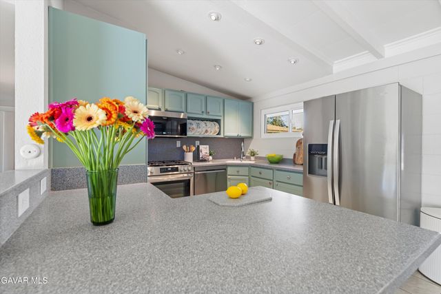 5121 W M-4, Lancaster, CA 93536