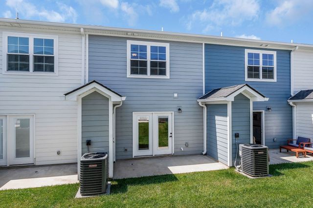 211 S High St Apt 22, Mcminnville, TN 37110