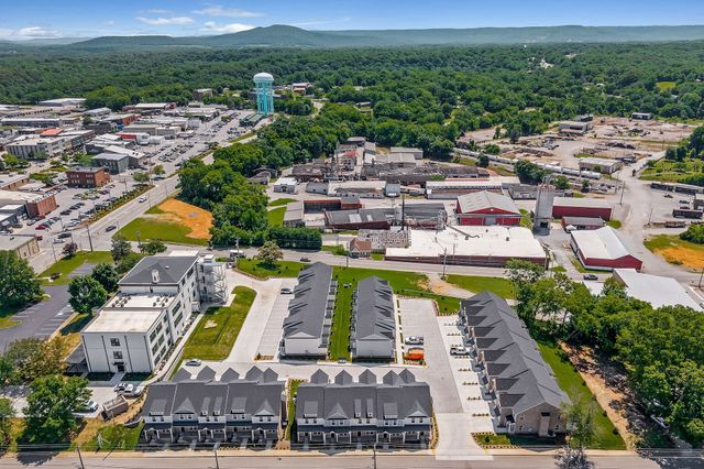 211 S High St Apt 22, Mcminnville, TN 37110