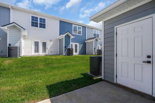 211 S High St Apt 22, Mcminnville, TN 37110