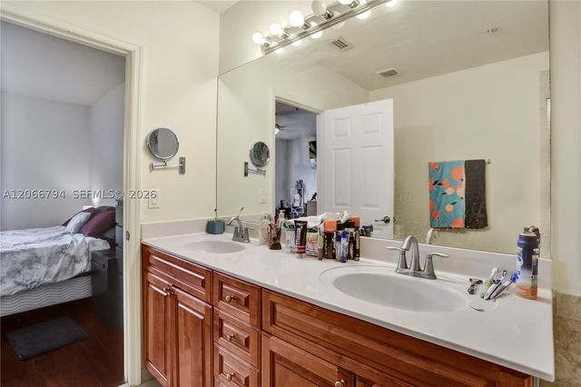 12600 SW 50th Ct 425, Miramar, FL 33027