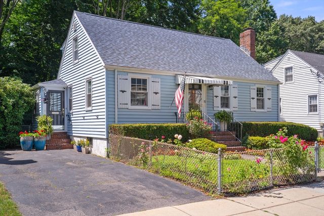 15 New Haven Street, Boston, MA 02132