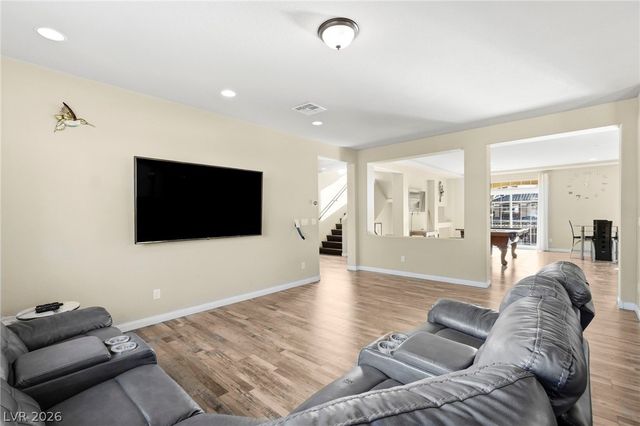 8565 Silver Coast Street, Las Vegas, NV 89139