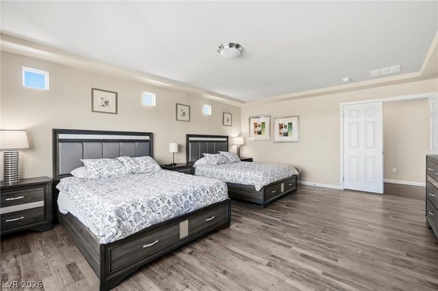 8565 Silver Coast Street, Las Vegas, NV 89139