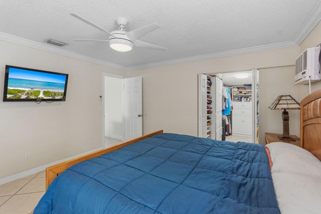 6160 W 14th Avenue, Hialeah, FL 33012