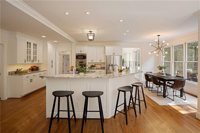 10425 Cranchester Way, Alpharetta, GA 30022