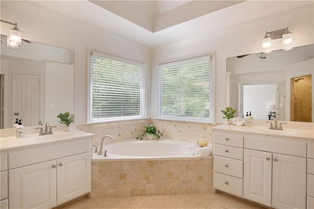 10425 Cranchester Way, Alpharetta, GA 30022