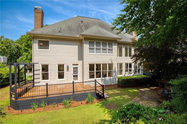 10425 Cranchester Way, Alpharetta, GA 30022