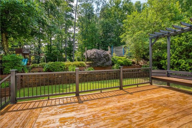 10425 Cranchester Way, Alpharetta, GA 30022