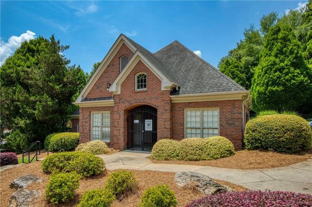 10425 Cranchester Way, Alpharetta, GA 30022
