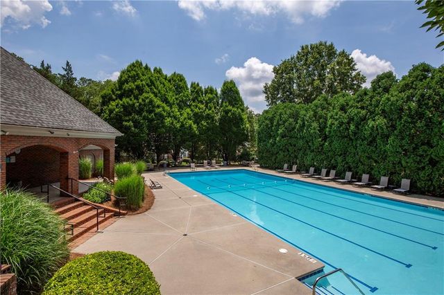 10425 Cranchester Way, Alpharetta, GA 30022