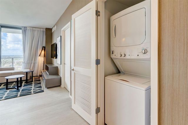 4010 S Ocean Drive R2106, Hollywood, FL 33019