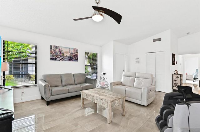 4383 Willow Pond Circle, West Palm Beach, FL 33417