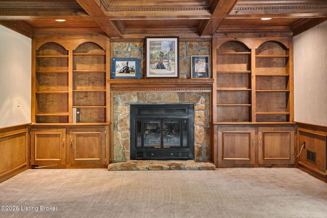1109 Colonel Anderson Pkwy, Louisville, KY 40222