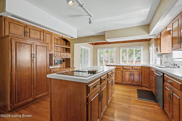 1109 Colonel Anderson Pkwy, Louisville, KY 40222