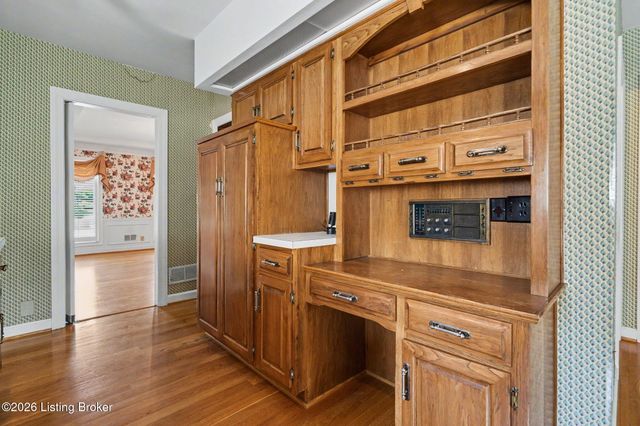 1109 Colonel Anderson Pkwy, Louisville, KY 40222