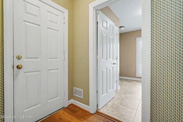 1109 Colonel Anderson Pkwy, Louisville, KY 40222