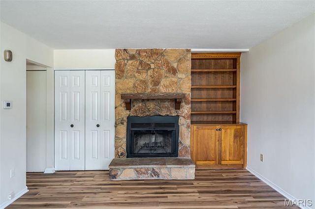 6 Rabbit Trail Drive, Washington, MO 63090