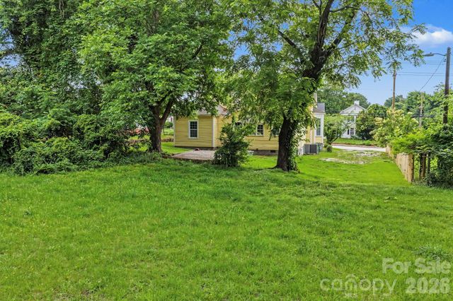 305 N White Street, Lancaster, SC 29720
