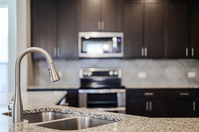 220 Rocroi DR, Georgetown, TX 78626