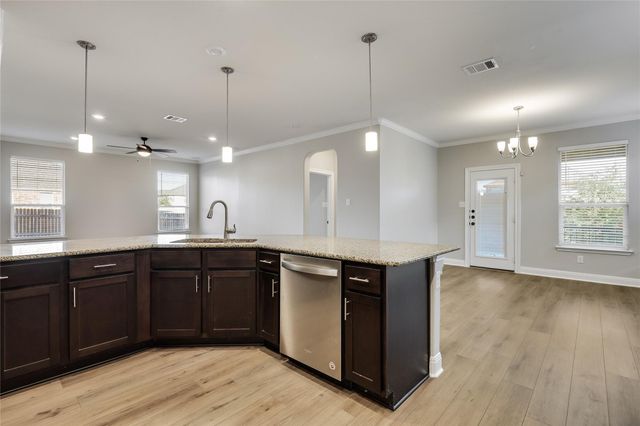 220 Rocroi DR, Georgetown, TX 78626