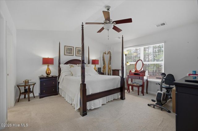 92 Calabash Lakes Boulevard, Calabash, NC 28467