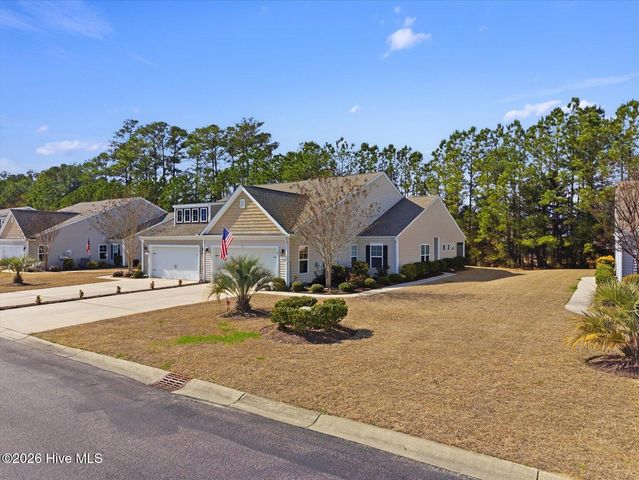 92 Calabash Lakes Boulevard, Calabash, NC 28467