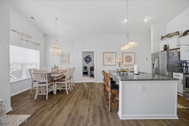 92 Calabash Lakes Boulevard, Calabash, NC 28467