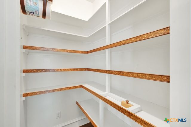 204 Falling Hills, New Braunfels, TX 78132