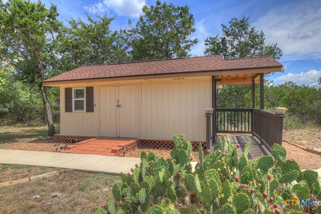 204 Falling Hills, New Braunfels, TX 78132