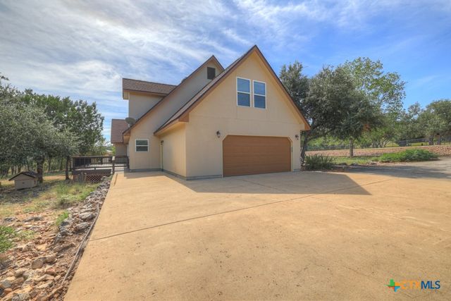 204 Falling Hills, New Braunfels, TX 78132