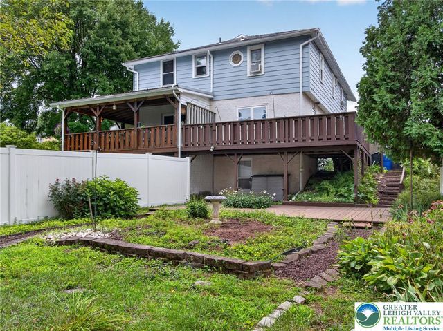 329 Delong Avenue, Emmaus Boro, PA 18049