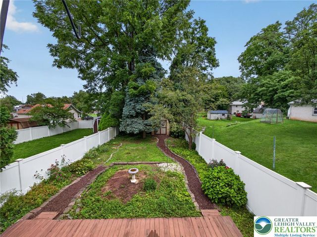 329 Delong Avenue, Emmaus Boro, PA 18049