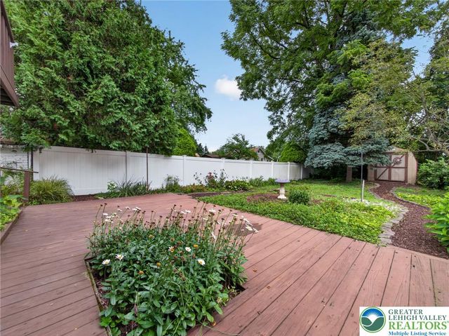 329 Delong Avenue, Emmaus Boro, PA 18049