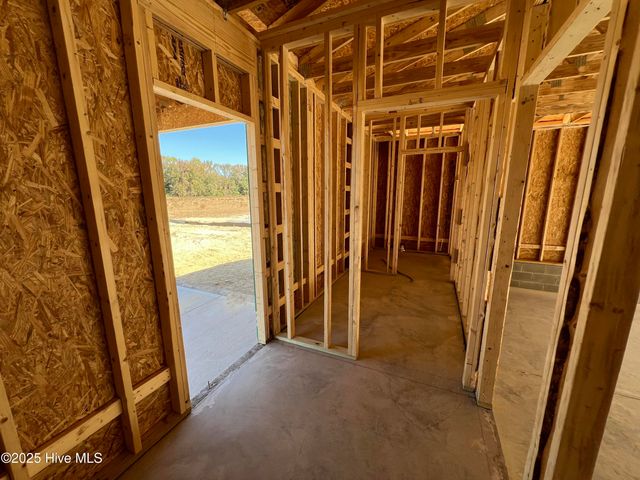 317 Creeks Edge Drive, Pikeville, NC 27863