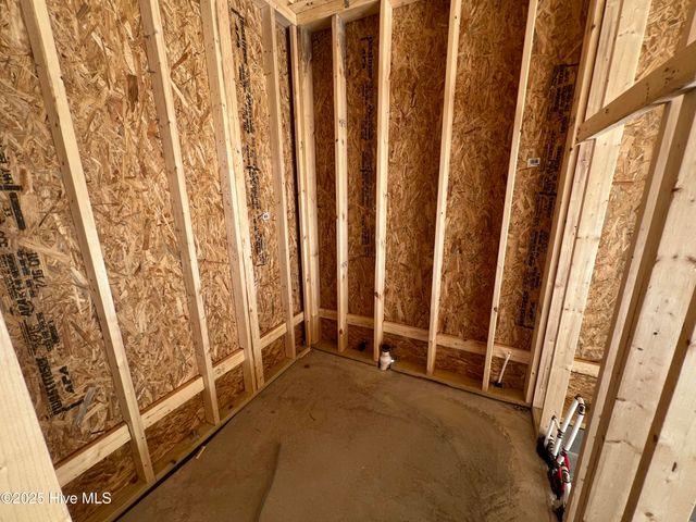 317 Creeks Edge Drive, Pikeville, NC 27863