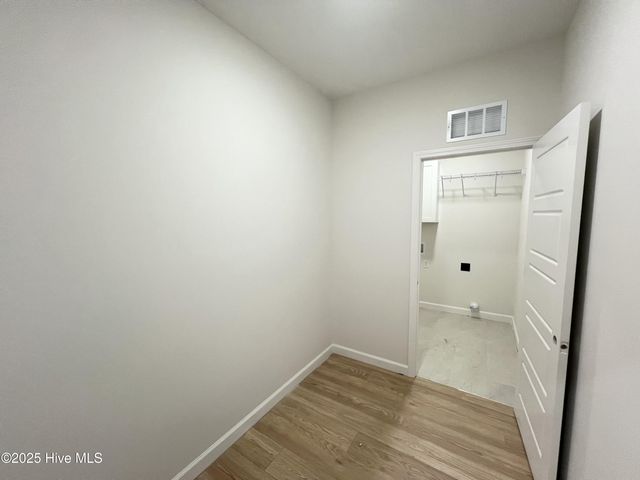 317 Creeks Edge Drive, Pikeville, NC 27863