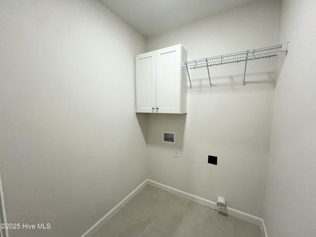 317 Creeks Edge Drive, Pikeville, NC 27863