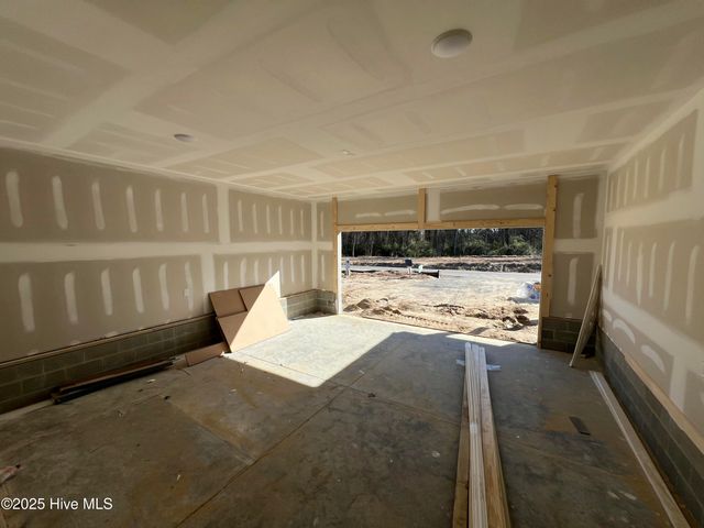 317 Creeks Edge Drive, Pikeville, NC 27863