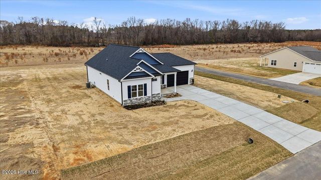 317 Creeks Edge Drive, Pikeville, NC 27863
