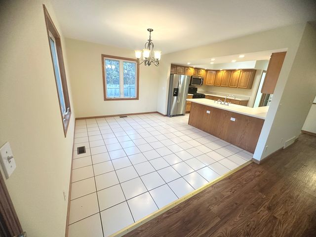 1151 Mary Court, Dekalb, IL 60115