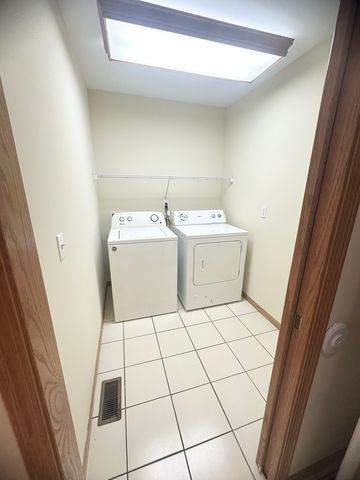 1151 Mary Court, Dekalb, IL 60115