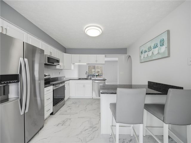 3204 Canterbury, North Fayette, PA 15126