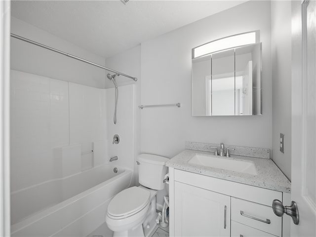 3204 Canterbury, North Fayette, PA 15126