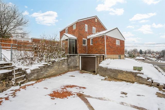 1501 James Street, Monroeville, PA 15146