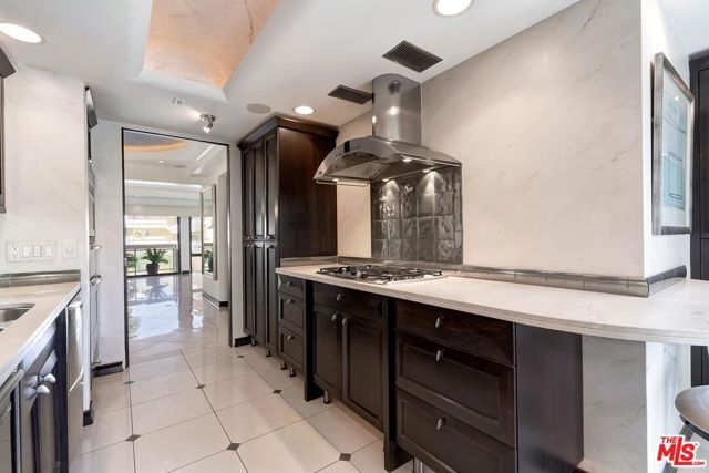 801 Ocean Avenue 206, Santa Monica, CA 90403