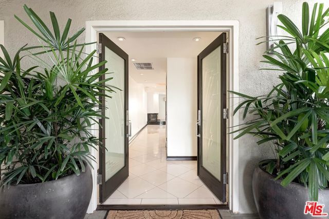 801 Ocean Avenue 206, Santa Monica, CA 90403