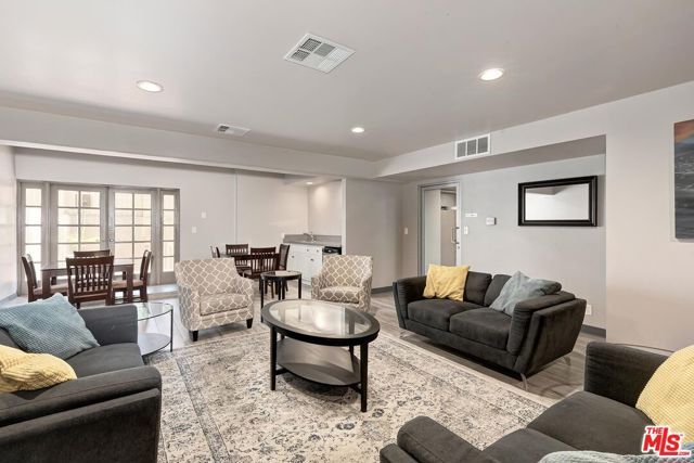 801 Ocean Avenue 206, Santa Monica, CA 90403