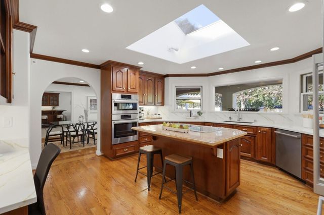 526 Saratoga Avenue, Santa Clara, CA 95050