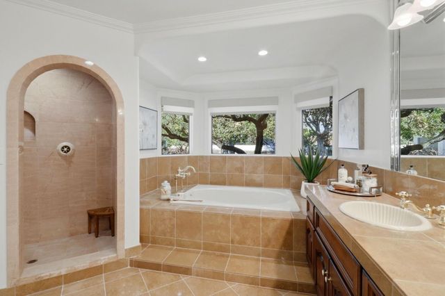 526 Saratoga Avenue, Santa Clara, CA 95050